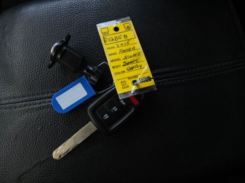 Used 2015 Honda Accord Sport image 28