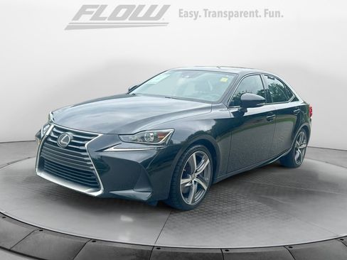 Used 2019 Lexus IS 300 w/ Navigation Package RWD image 4