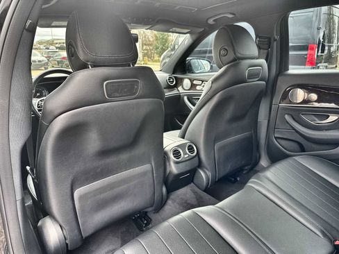 Certified 2019 Mercedes-Benz E 300 image 18