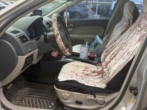 Used 2010 Ford Fusion SE image 11