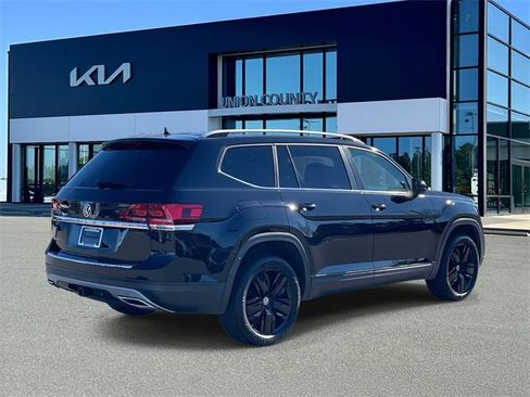 Used 2019 Volkswagen Atlas SE w/ Panoramic Sunroof Package image 11