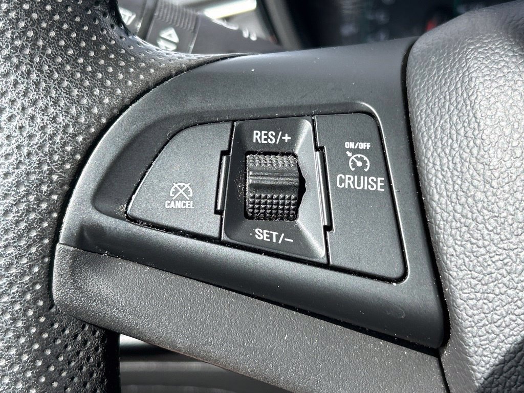 Used 2022 Chevrolet Trax LT AWD/4WD image 26