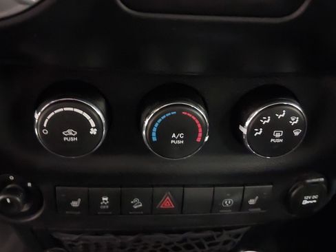 Used 2017 Jeep Wrangler Unlimited Sahara w/ Dual Top Group image 23