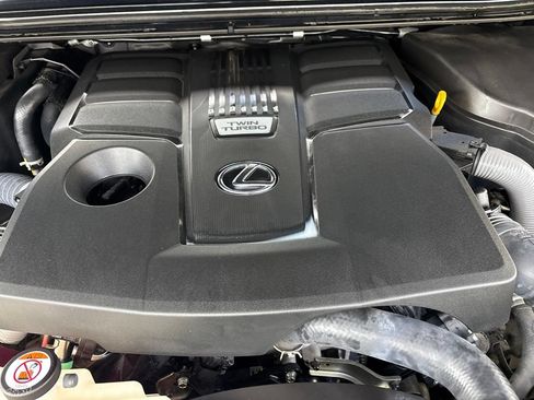 Used 2024 Lexus GX 550 w/ Accessory Package (Z1) AWD/4WD image 10