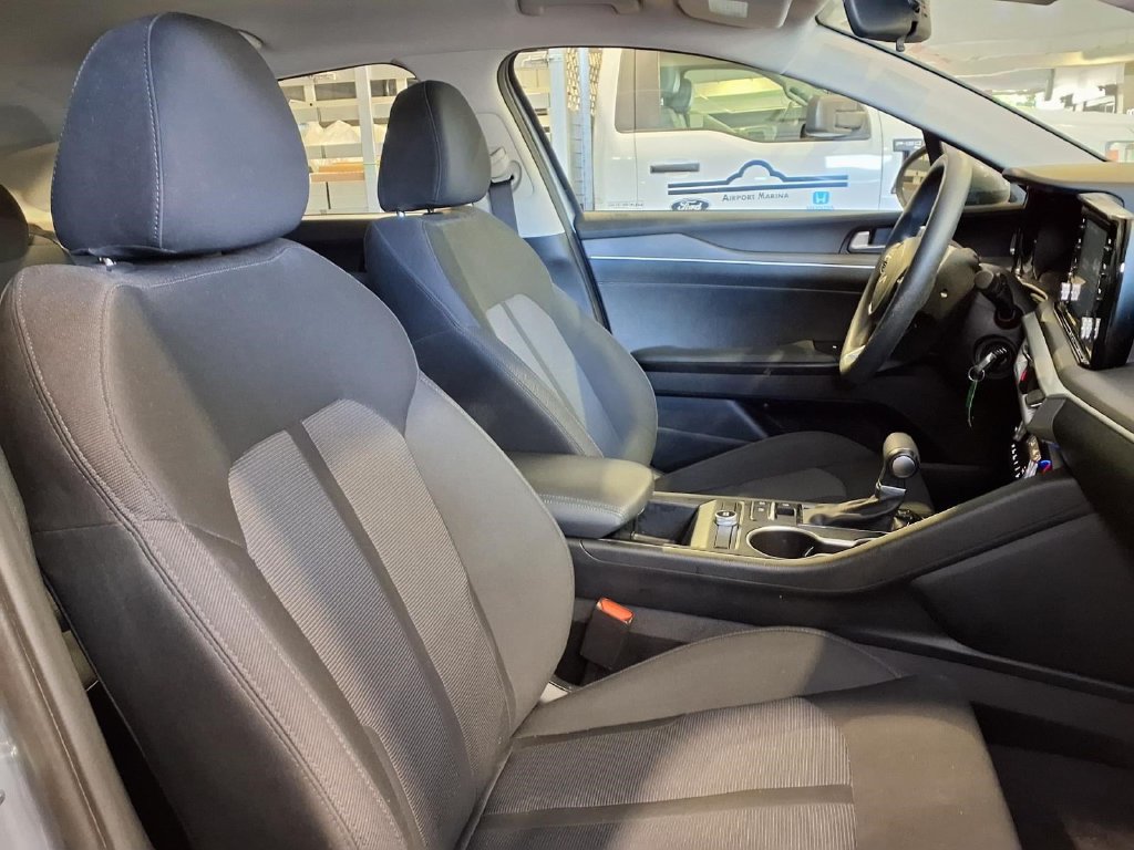 Used 2022 Kia K5 LX FWD image 27