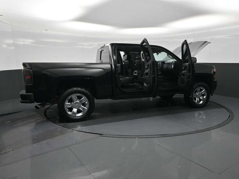 Used 2015 Chevrolet Silverado 1500 LTZ Z71 w/ Custom Sport Edition image 28