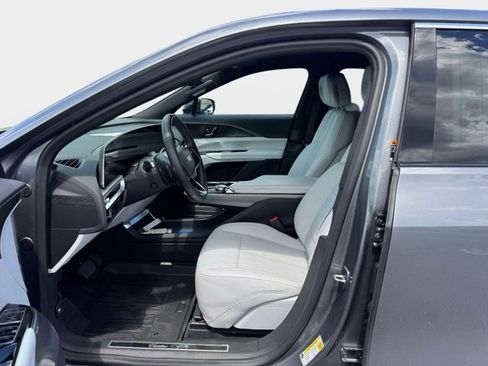 Certified 2023 Cadillac Lyriq 2WD image 19