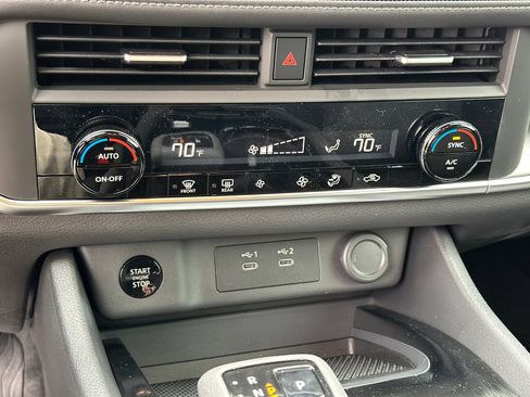 New 2026 Nissan Rogue SV image 31