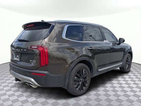 Used 2020 Kia Telluride SX w/ Towing Package image 4