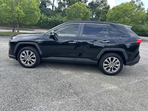 Used 2021 Toyota RAV4 Limited w/ Limited Grade Weather Package FWD image 4