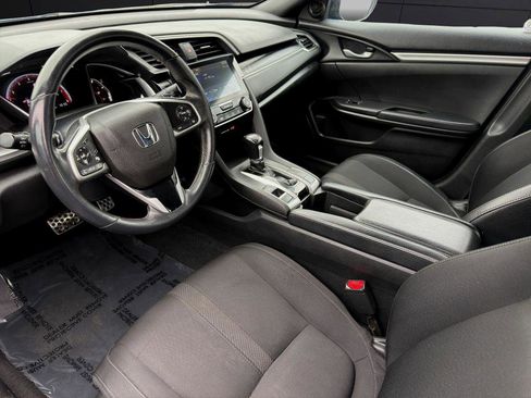 Used 2020 Honda Civic Sport image 12