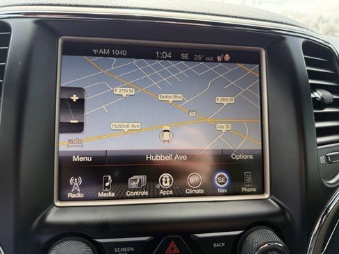 Used 2017 Jeep Grand Cherokee Limited image 36