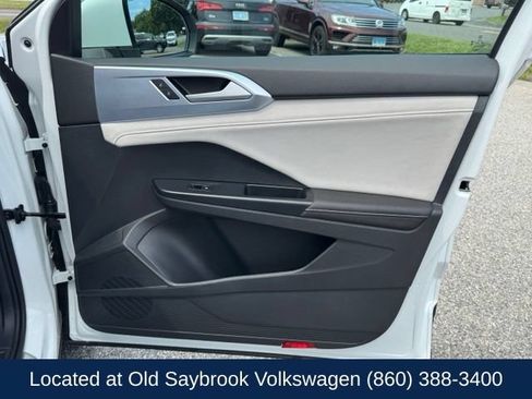 Certified 2026 Volkswagen Taos SE AWD/4WD image 27