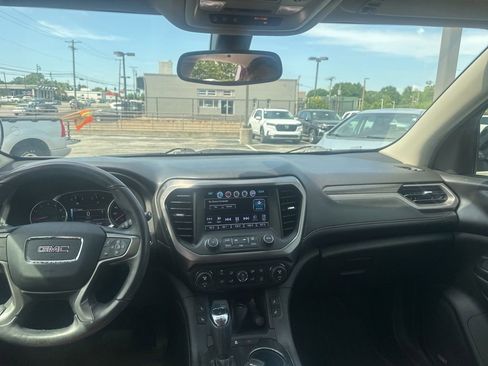 Used 2017 GMC Acadia SLT AWD/4WD image 6