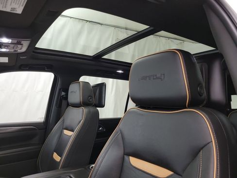 Certified 2021 GMC Yukon XL AT4 w/ AT4 Premium Package image 9