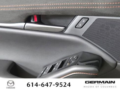 Used 2025 MAZDA MAZDA3 s AWD/4WD image 27