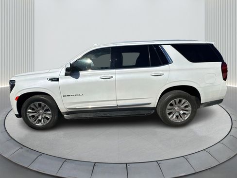 Used 2021 GMC Yukon Denali image 9