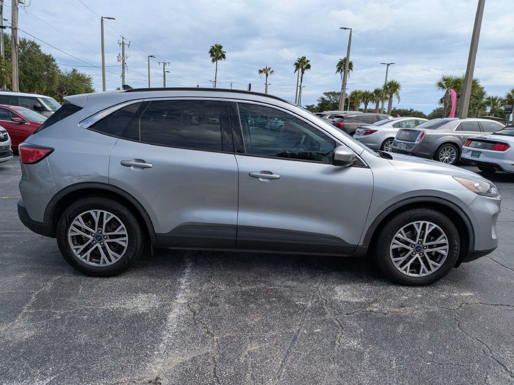 Used 2022 Ford Escape SEL FWD image 3
