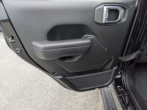 Used 2021 Jeep Gladiator Mojave w/ LED Lighting Group image 25