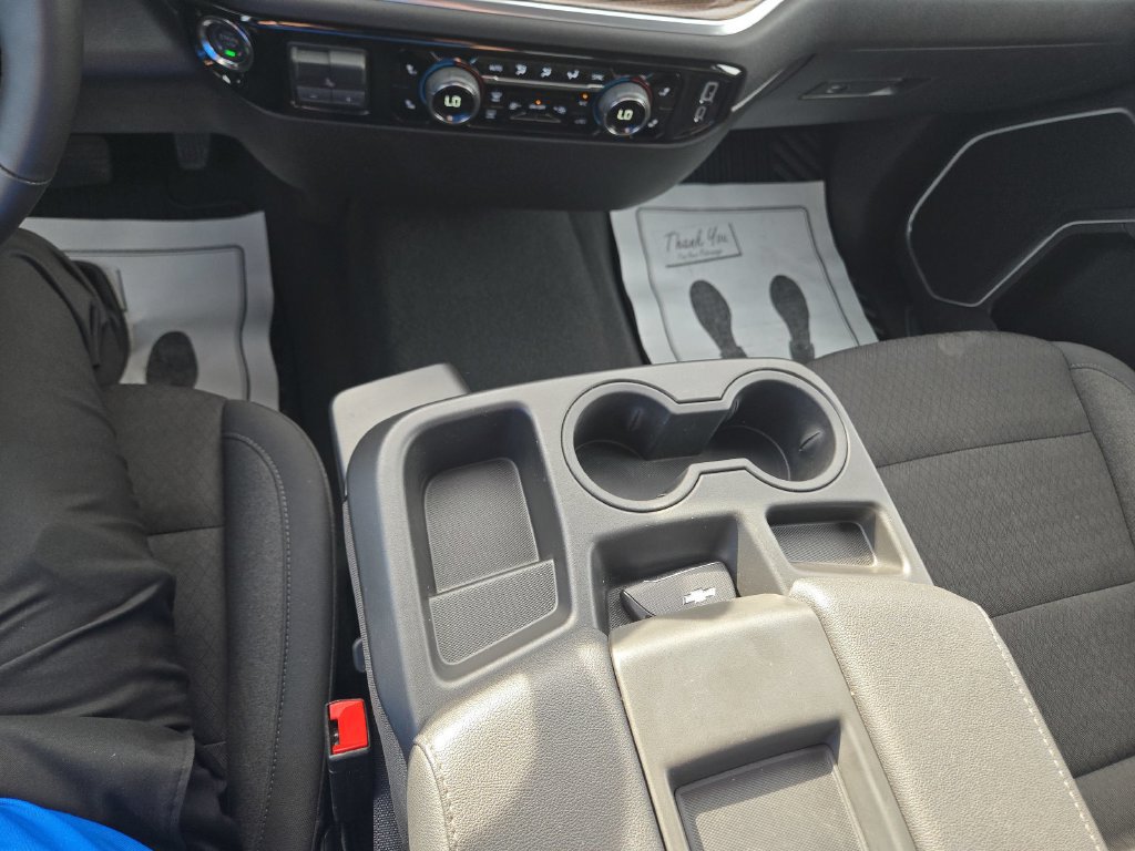 Used 2026 Chevrolet Silverado 1500 LT AWD/4WD image 11