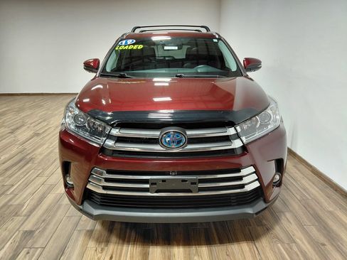 Used 2019 Toyota Highlander Limited Platinum AWD/4WD image 29