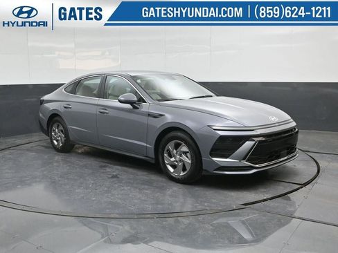 New 2026 Hyundai Sonata SE image 4