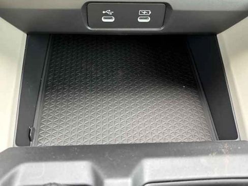 New 2025 Honda Accord SE image 10