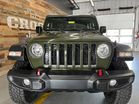 Used 2022 Jeep Gladiator Rubicon w/ Cold Weather Group AWD/4WD image 57