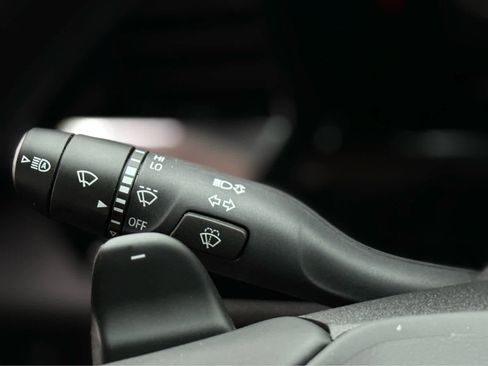 Certified 2025 Chevrolet Silverado 1500 LT Trail Boss w/ Convenience Package II image 24