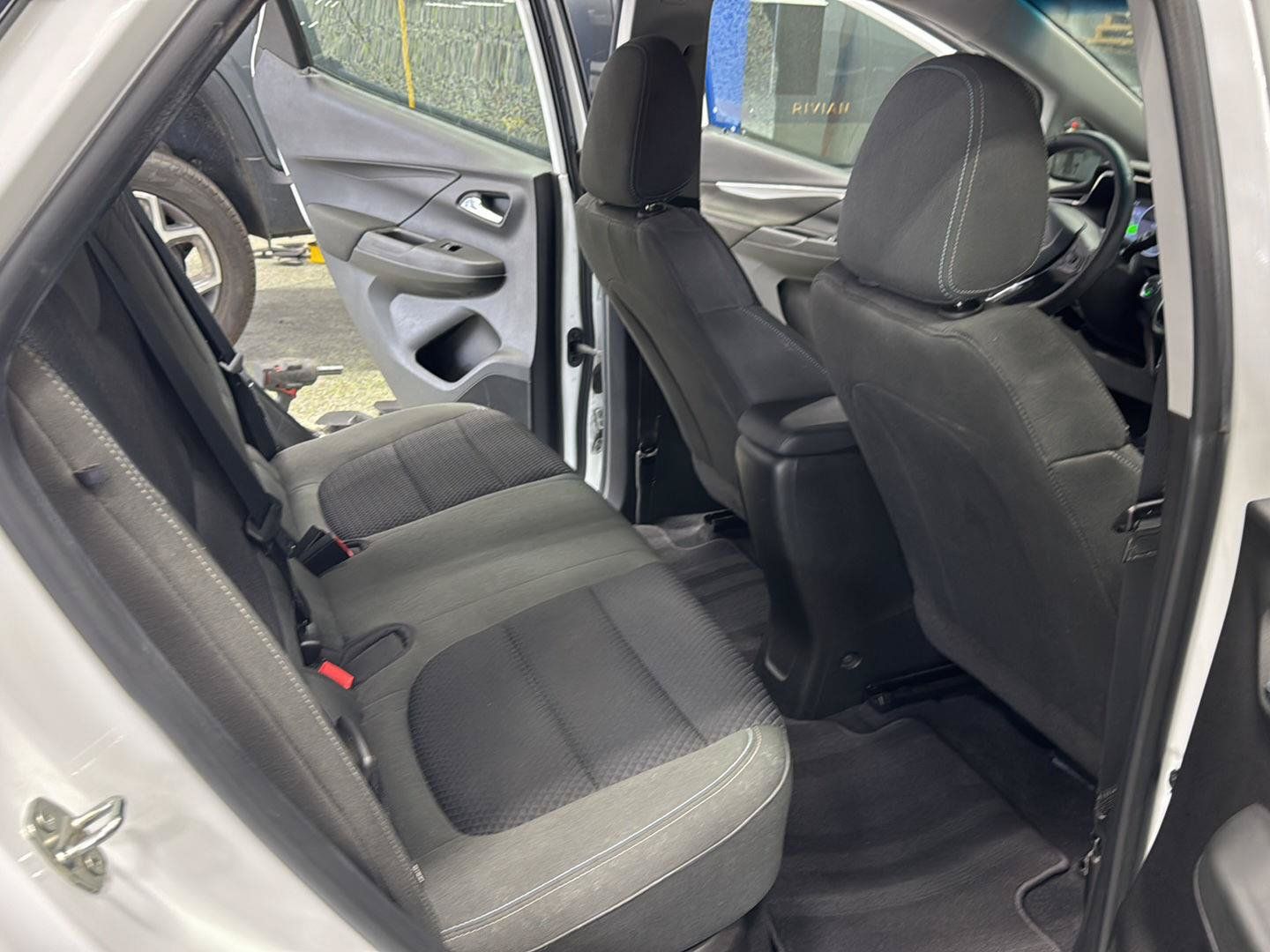 Used 2023 Chevrolet Bolt LT FWD image 17