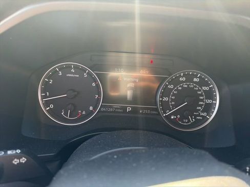 Used 2024 Mitsubishi Outlander SE image 21