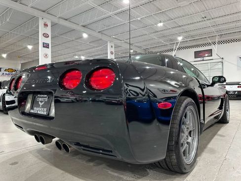 Used 2001 Chevrolet Corvette Z06 w/ Memory Pkg RWD image 4