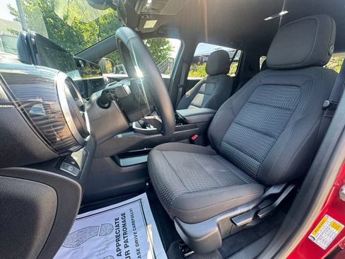 Used 2026 Chevrolet Equinox LT FWD image 32