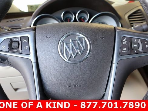 Used 2013 Buick Regal Premium image 21