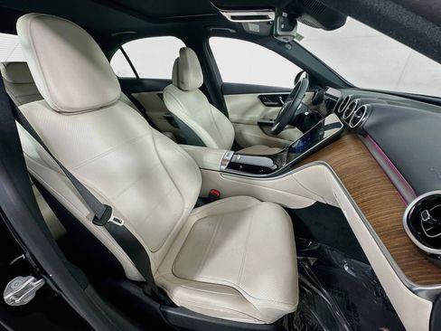 Used 2023 Mercedes-Benz C 300 Sedan image 28