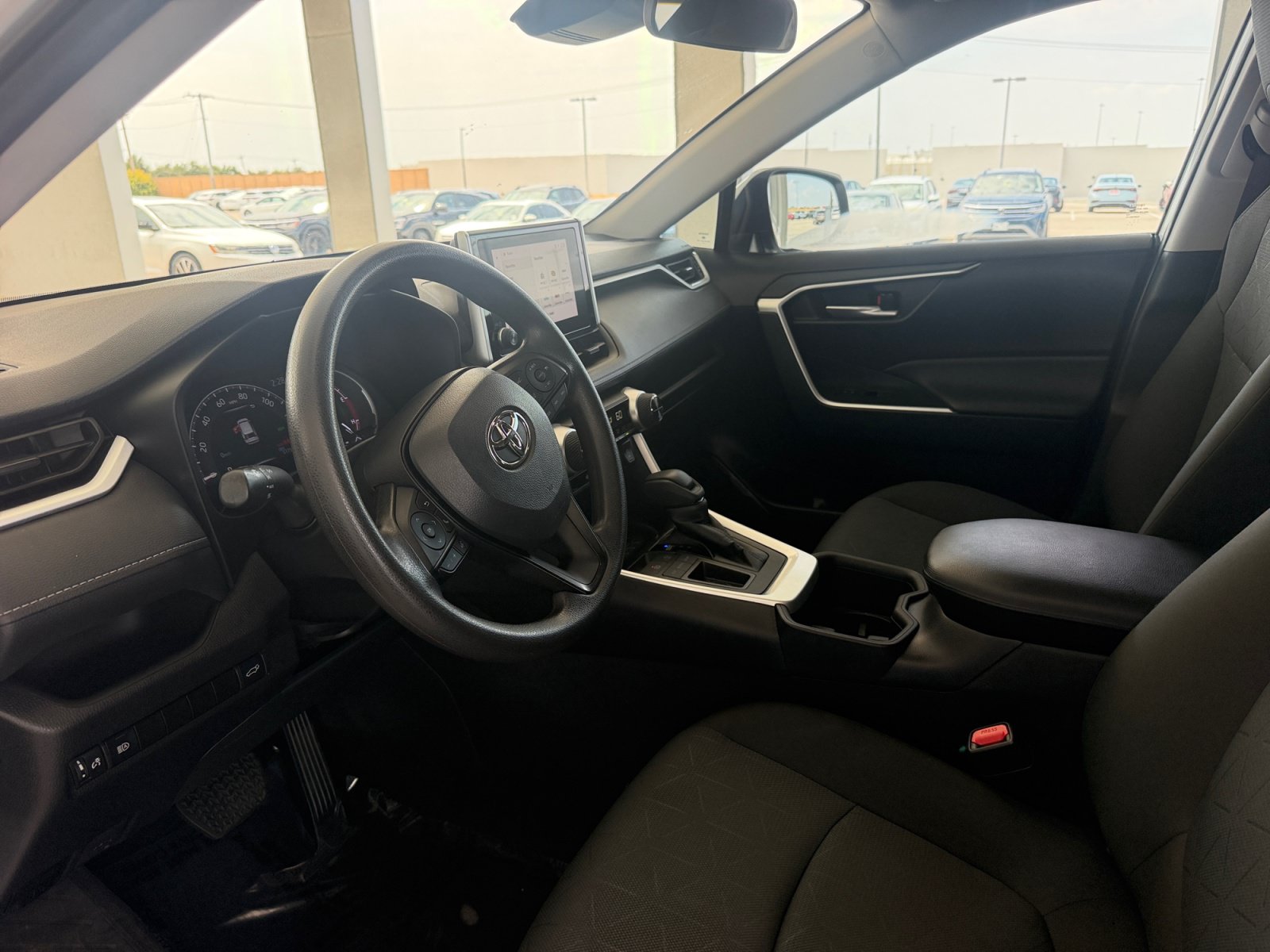 Used 2023 Toyota RAV4 XLE w/ Convenience Package FWD image 21