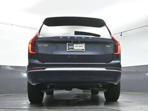Used 2026 Volvo XC90 B6 Plus w/ Protection Package Premier AWD/4WD image 39