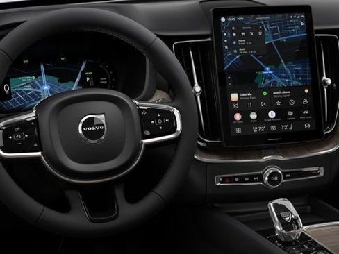 New 2026 Volvo XC60 T8 Plus w/ Protection Package Premier AWD/4WD image 8