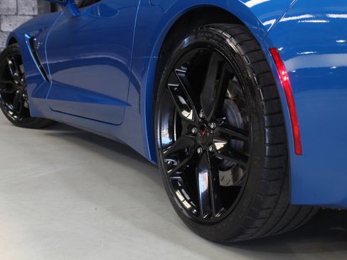Used 2015 Chevrolet Corvette Stingray Coupe w/ 2LT Preferred Equipment Group image 23