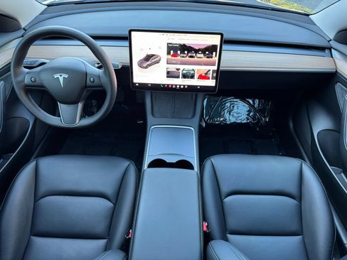 Used 2023 Tesla Model 3 Standard Range RWD image 22