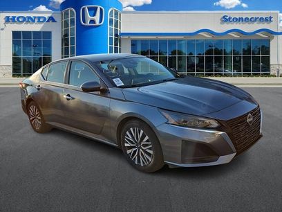 Used 2023 Nissan Altima 2.5 SV