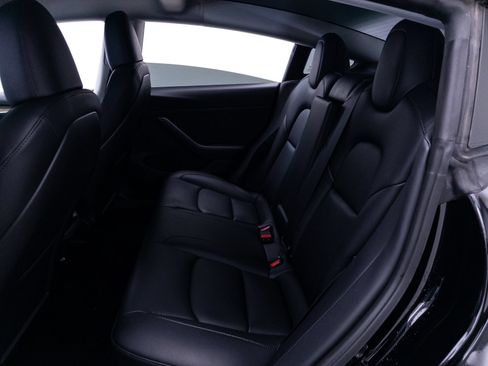 Used 2023 Tesla Model 3 Standard Range RWD image 33