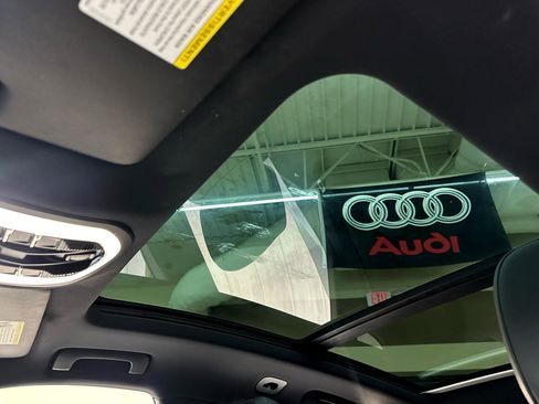 Used 2016 Porsche Macan S image 31