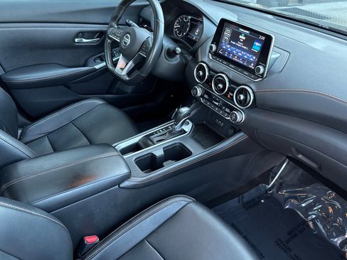 Used 2022 Nissan Sentra SR w/ Trunk Package image 14