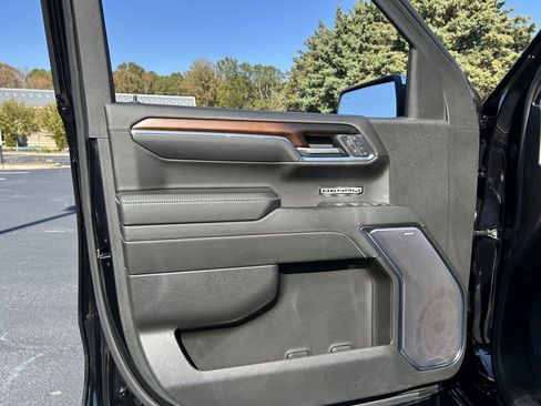 Used 2024 GMC Sierra 1500 Denali w/ Technology Package image 57