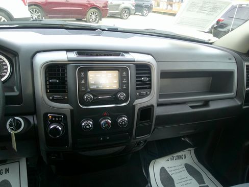 Used 2019 RAM 1500 Tradesman w/ Popular Equipment Group image 29