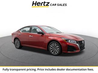 Used 2025 Nissan Altima 2.5 SV FWD video 1