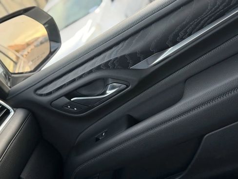 Used 2021 GMC Yukon Denali w/ Denali Premium Package image 43