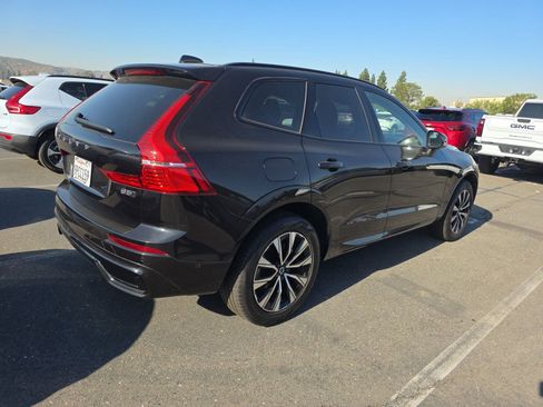 Used 2025 Volvo XC60 B5 Plus AWD/4WD image 6