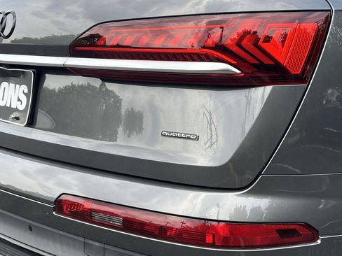 Used 2021 Audi Q7 3.0T Premium Plus AWD/4WD image 32